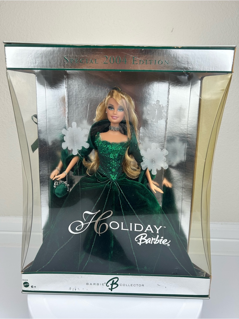 Mattel 2004 Special Edition Holidays Barbie Blonde Doll NEW